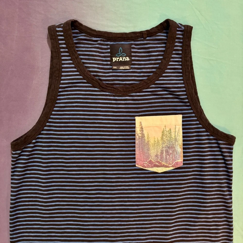 Prana Striped Men’s Tank with contrasting Scenic Pocket Detail - Picture 3 of 12
